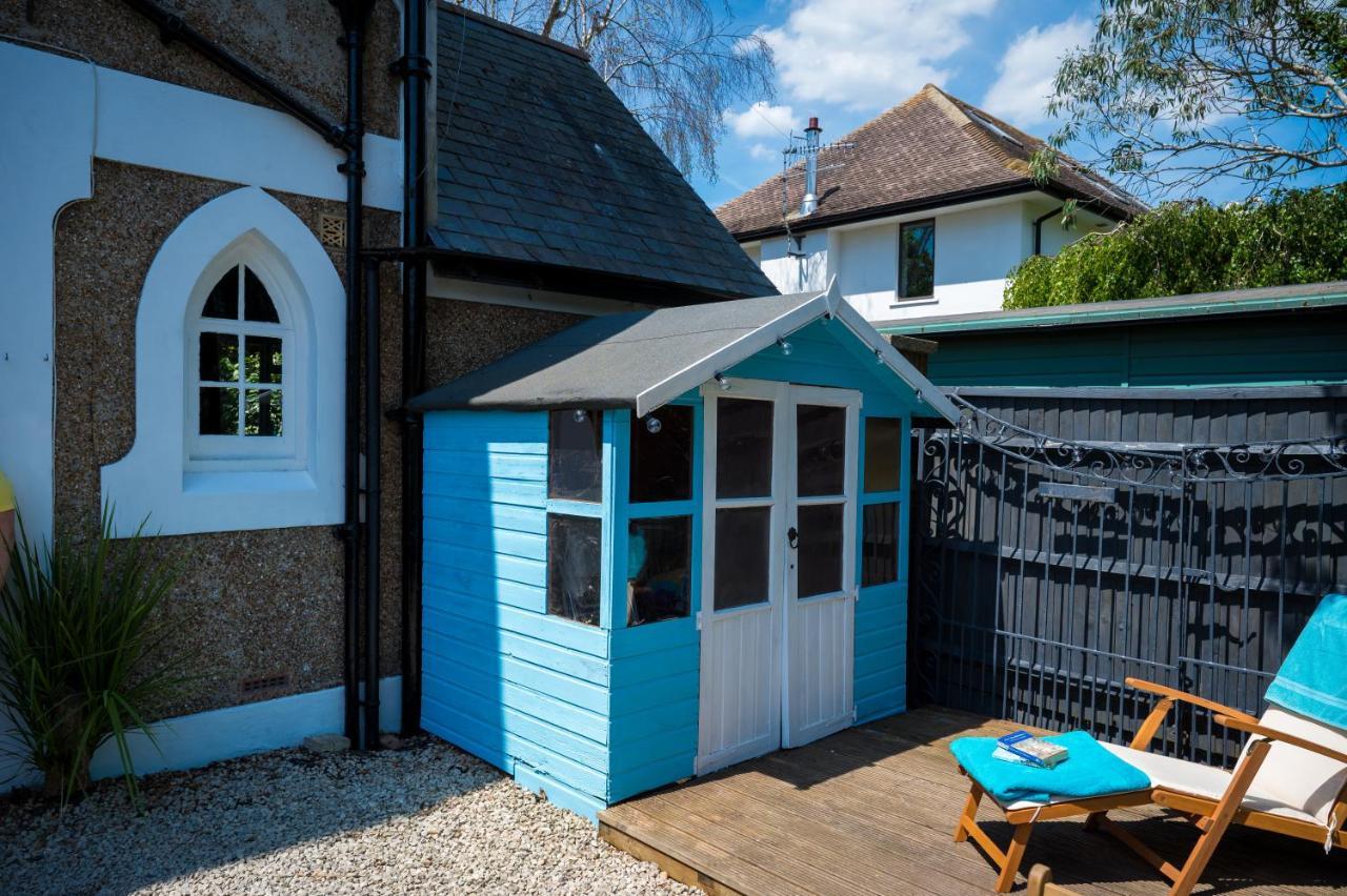 Birdsong & Pine: Parking & Garden Apartment Worthing Exterior foto
